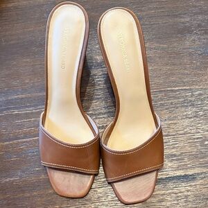 Veronica Beard Tan Women's Wedge Sandals